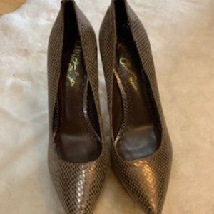 Alice and Olivia Gold Metallic Heels 8.5